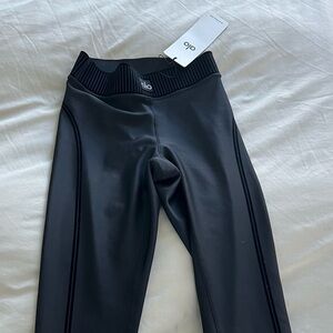 ALO Yoga Leggings